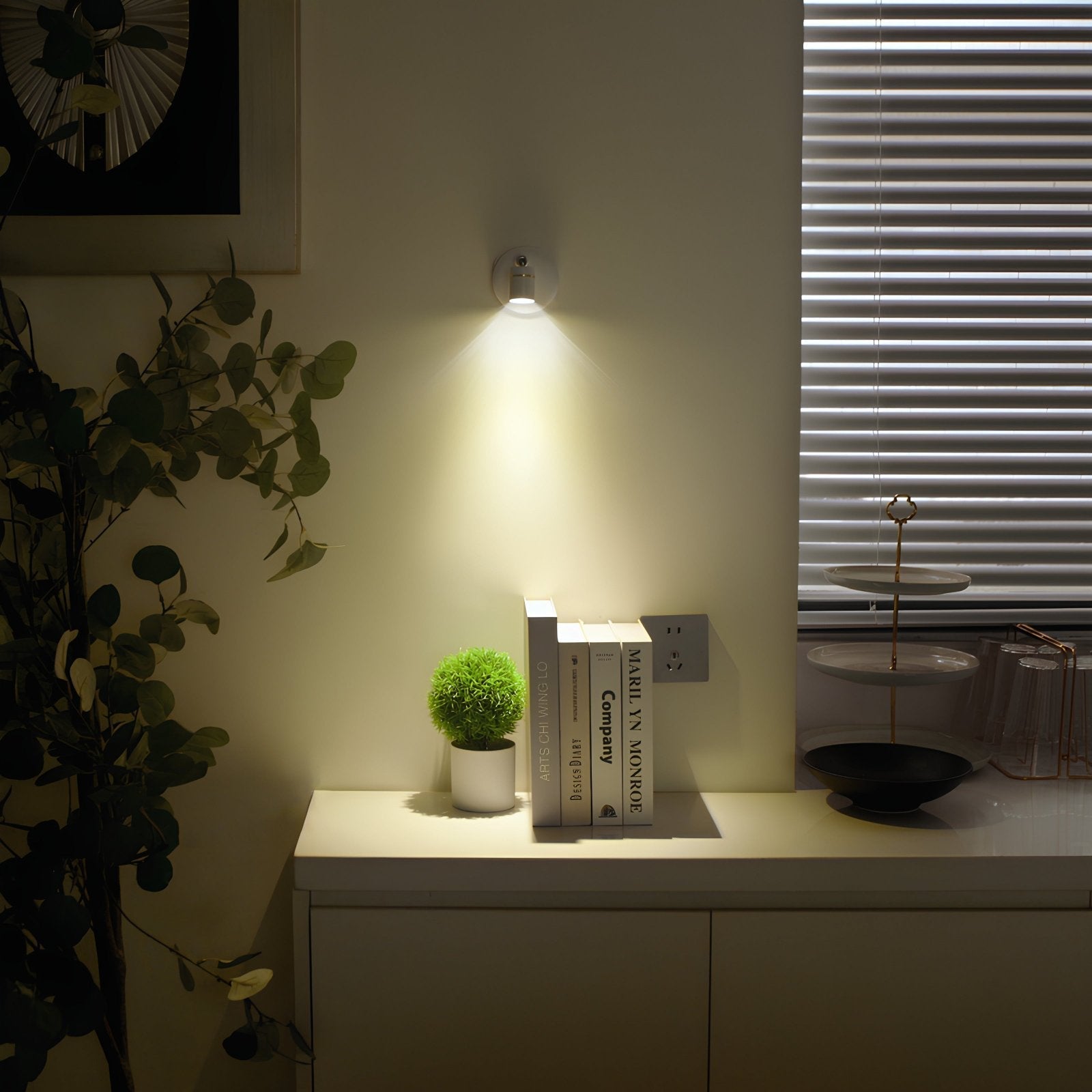 LED Wall Light Adjustable Battery Spotlight
